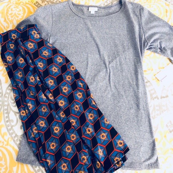 Lularoe Solid Blue GiGi Madison skirt Large bundle - Picture 2 of 8